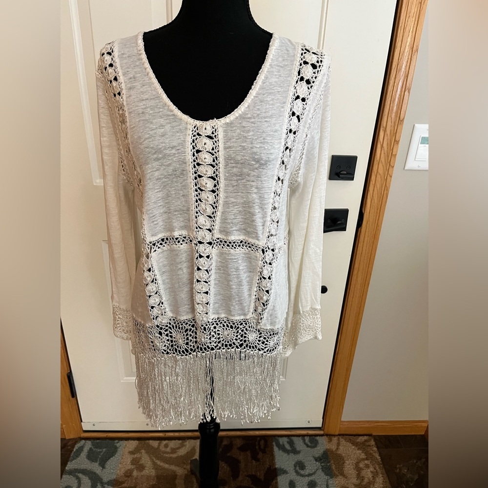 Women’s Calypso St. Barth 100% linen cream crochet fringe boho tunic. Medium
